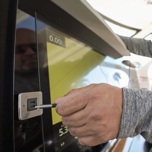 SCANSTRUT TILE 2XUSB-C 12/24V